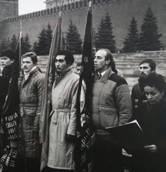 Рафаэль Ордуханян, Коля Коровин и Лариса Михайловна Опыхтина на церемонии посвящения в журналисты